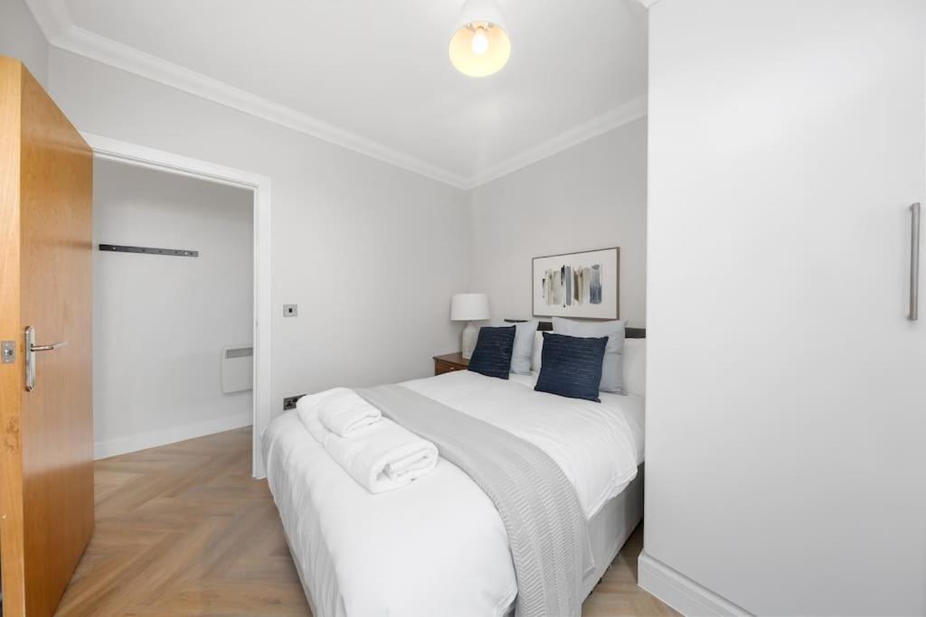 Pleasing 2Bed Flat 10Min To Wimbledon Tennis Court Londýn Exteriér fotografie